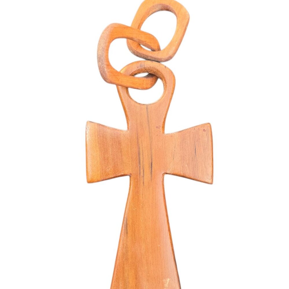 Hand Carved Wooden Cross With Interlocking Chain Link Design AS IS  12 Inch
